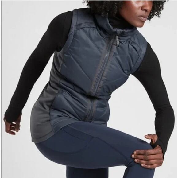 Athleta Jackets & Blazers - Athleta Rock Ridge Black Quilted PrimaLoft Full Zip Vest-Size Small